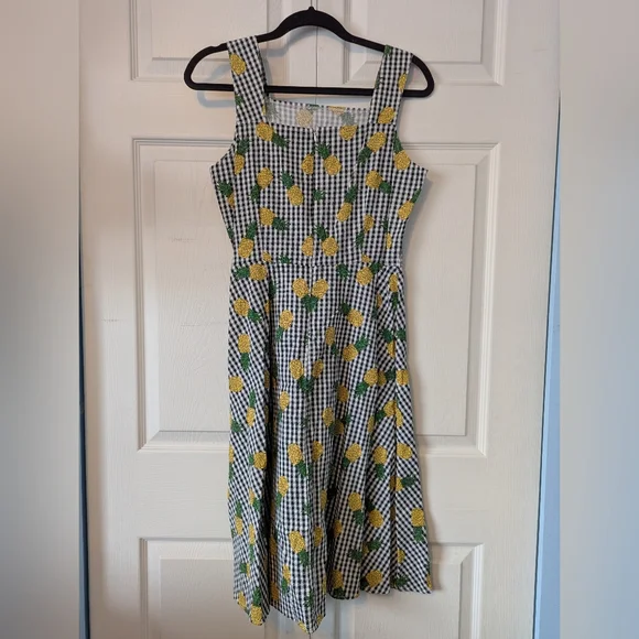 1950's Style Gingham Pineapple Dress - Picture 5 of 7